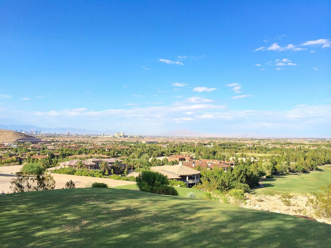 View from the Southern Highlands foothills · Southwest Valley